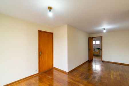 Apartamento para alugar com 64m², 2 quartos e 2 vagasSala