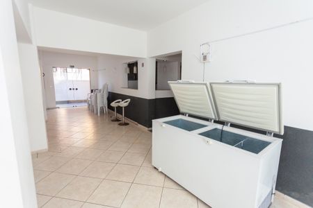 Apartamento para alugar com 63m², 2 quartos e sem vagaÁrea comum - Salão de festas