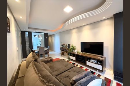 Apartamento à venda com 76m², 2 quartos e 1 vaga Apartamento à venda com 76m², 2 quartos e 1 vagaSala