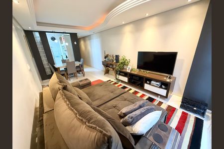 Apartamento à venda com 76m², 2 quartos e 1 vaga Apartamento à venda com 76m², 2 quartos e 1 vagaSala