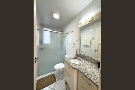 Apartamento à venda com 76m², 2 quartos e 1 vaga Apartamento à venda com 76m², 2 quartos e 1 vagaBanheiro