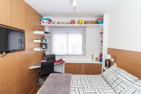 Apartamento à venda com 171m², 4 quartos e 3 vagasQuarto 4