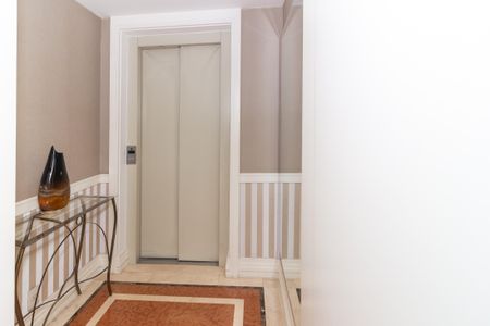 Apartamento à venda com 171m², 4 quartos e 3 vagasHall