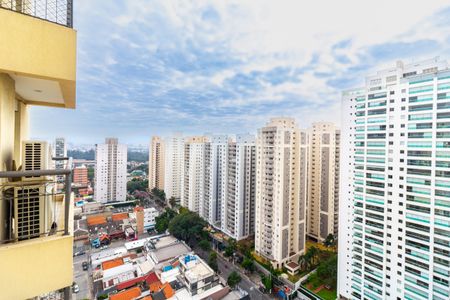 Apartamento à venda com 171m², 4 quartos e 3 vagasVaranda