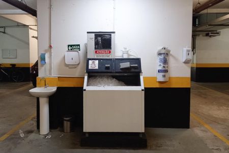 Apartamento à venda com 171m², 4 quartos e 3 vagasMáquina de Gelo