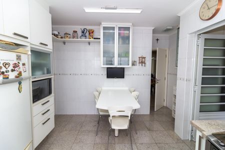 Apartamento à venda com 171m², 4 quartos e 3 vagasCozinha