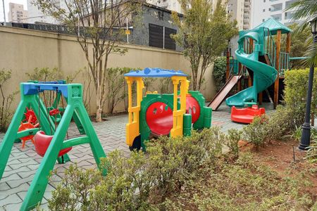 Apartamento à venda com 171m², 4 quartos e 3 vagasPlayground