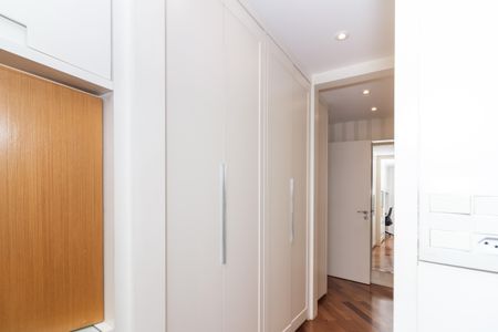 Apartamento à venda com 171m², 4 quartos e 3 vagasSuíte 1