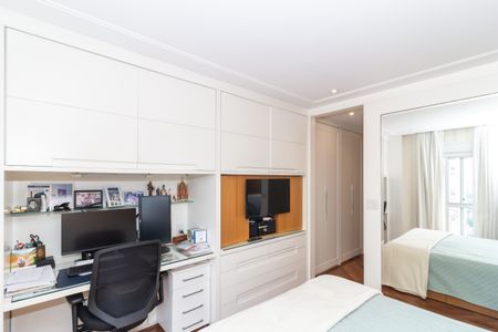 Apartamento à venda com 171m², 4 quartos e 3 vagasSuíte 1