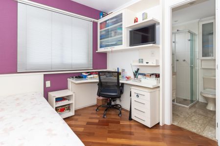 Apartamento à venda com 171m², 4 quartos e 3 vagasSuíte 2