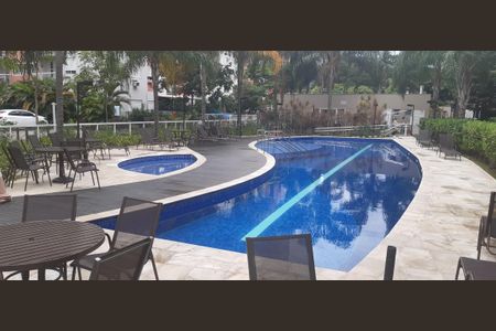 Apartamento à venda com 56m², 2 quartos e 1 vagaÁrea comum - Piscina