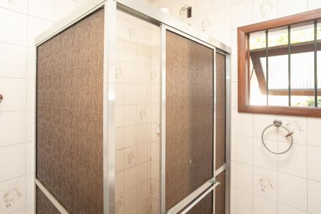 Casa à venda com 700m², 5 quartos e 2 vagasBanheiro 1