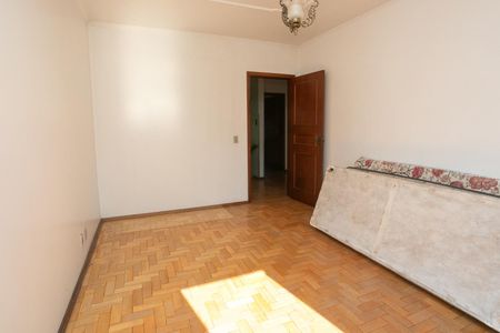 Casa à venda com 700m², 5 quartos e 2 vagasQuarto 2