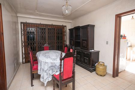 Casa à venda com 700m², 5 quartos e 2 vagasSala de jantar