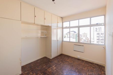 Apartamento à venda com 120m², 4 quartos e 1 vagaSuíte