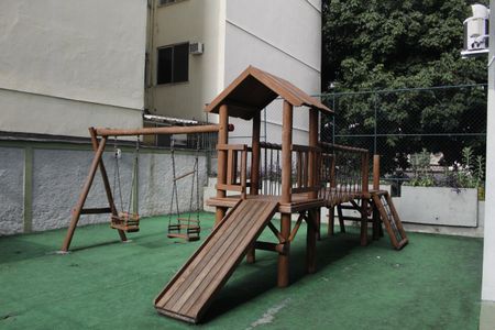 Apartamento à venda com 120m², 4 quartos e 1 vagaÁrea comum