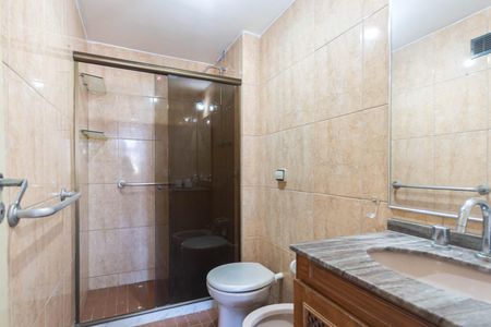 Apartamento à venda com 120m², 4 quartos e 1 vagaBanheiro Suíte