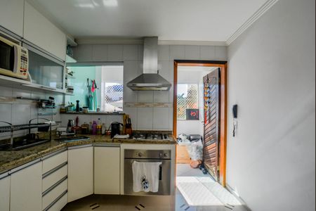 Casa de condomínio à venda com 138m², 3 quartos e 2 vagas Casa de condomínio à venda com 138m², 3 quartos e 2 vagasCozinha e Área de Serviço