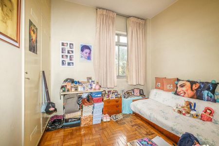 Apartamento à venda com 117m², 4 quartos e 1 vagaQuarto 2