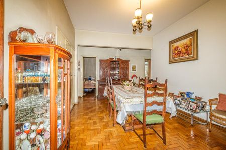 Apartamento à venda com 117m², 4 quartos e 1 vagaSala