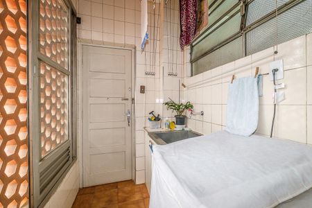 Apartamento à venda com 117m², 4 quartos e 1 vagaÁrea de Serviço