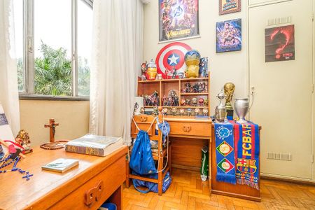 Apartamento à venda com 117m², 4 quartos e 1 vagaQuarto 1