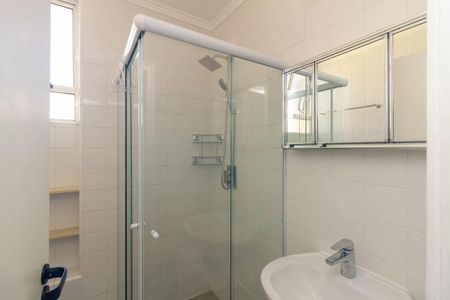 Apartamento à venda com 42m², 1 quarto e sem vaga Apartamento à venda com 42m², 1 quarto e sem vagaBanheiro Social