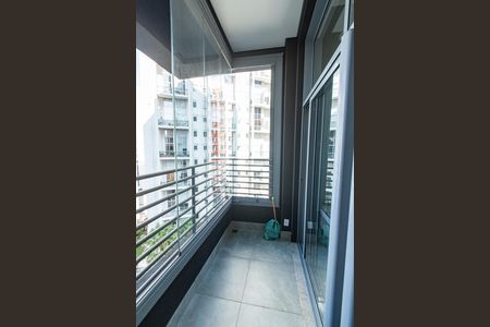 Studio para alugar com 31m², 1 quarto e sem vaga Studio para alugar com 31m², 1 quarto e sem vagaVaranda