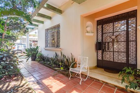 Casa à venda com 350m², 3 quartos e 5 vagasQuintal