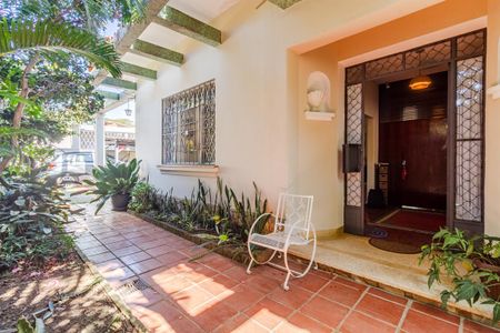 Casa à venda com 350m², 3 quartos e 5 vagasQuintal