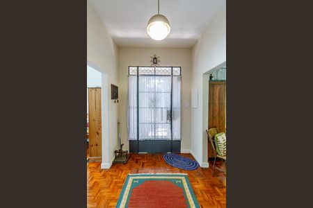 Casa à venda com 350m², 3 quartos e 5 vagasSala