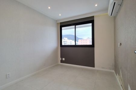 Apartamento à venda com 112m², 3 quartos e 2 vagasQuarto 1