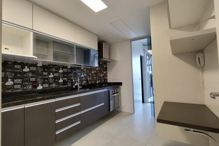 Apartamento à venda com 112m², 3 quartos e 2 vagasCozinha 