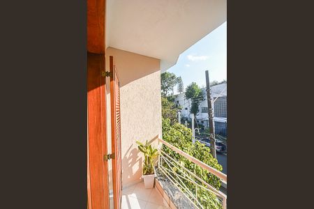 Casa à venda com 235m², 3 quartos e 5 vagasSacada Suíte 3