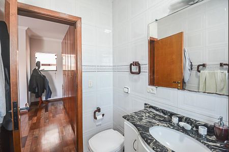 Casa à venda com 235m², 3 quartos e 5 vagasBanheiro da Suíte 1