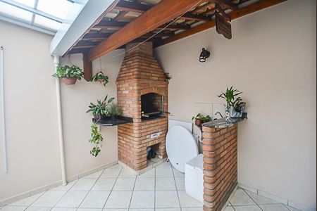 Casa à venda com 235m², 3 quartos e 5 vagasChurrasqueira