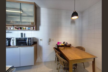 Apartamento à venda com 146m², 3 quartos e 2 vagasCozinha