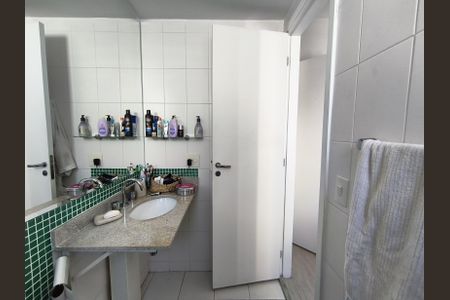Apartamento à venda com 146m², 3 quartos e 2 vagasBanheiro da Suíte 1