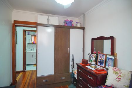 Apartamento à venda com 60m², 2 quartos e 2 vagasQuarto 2