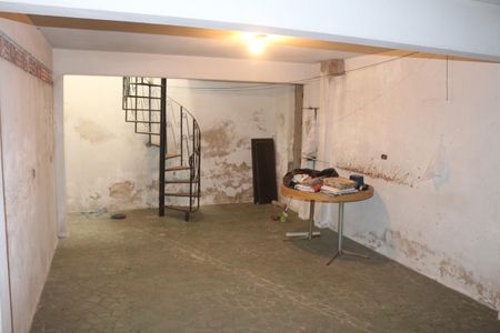 Casa à venda com 124m², 2 quartos e 2 vagasQuintal