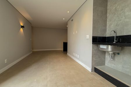 Sala de apartamento à venda com 2 quartos, 97m² em Santa Efigênia, Belo Horizonte