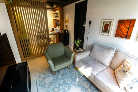 Casa de condomínio à venda com 343m², 3 quartos e 3 vagasSala de TV