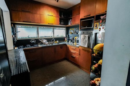 Casa de condomínio à venda com 343m², 3 quartos e 3 vagasCozinha