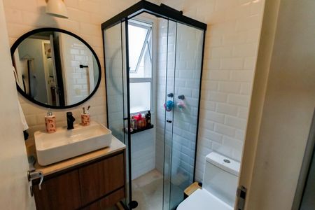 Casa de condomínio à venda com 343m², 3 quartos e 3 vagasBanheiro da Suíte 2