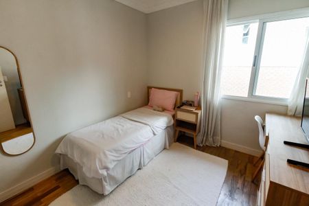 Casa de condomínio à venda com 343m², 3 quartos e 3 vagasQuarto