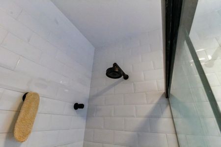 Casa de condomínio à venda com 343m², 3 quartos e 3 vagasBanheiro da Suíte 1