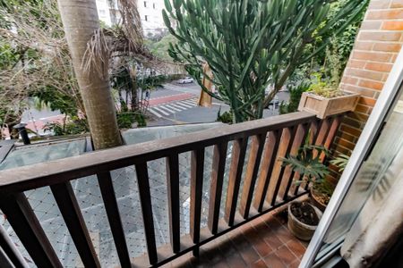 Casa de condomínio à venda com 343m², 3 quartos e 3 vagasVaranda da Sala