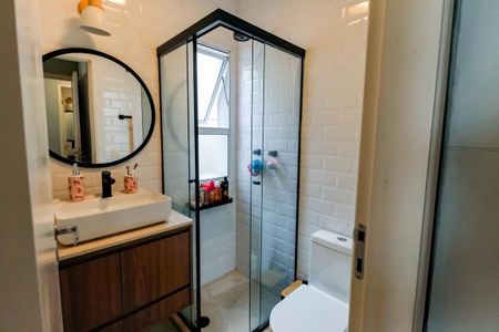 Casa de condomínio à venda com 343m², 3 quartos e 3 vagasBanheiro da Suíte 2