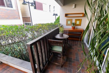 Casa de condomínio à venda com 343m², 3 quartos e 3 vagasVaranda- Entrada