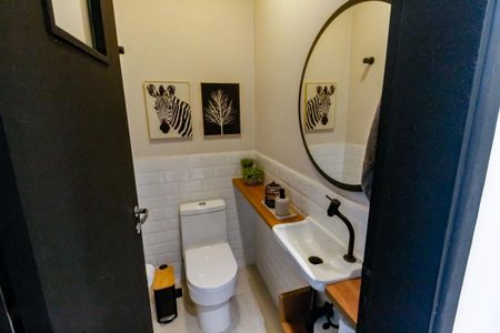 Casa de condomínio à venda com 343m², 3 quartos e 3 vagasLavabo 2